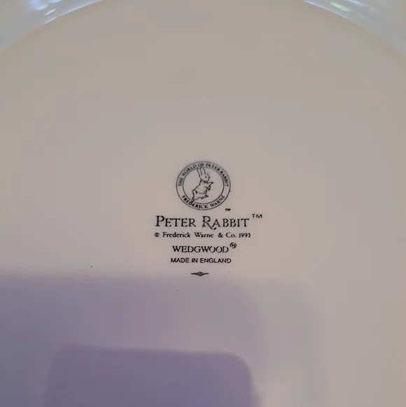 Vtg Wedgwood "Peter Rabbit" Plate - Made in England 1993 - Picture 2 of 6